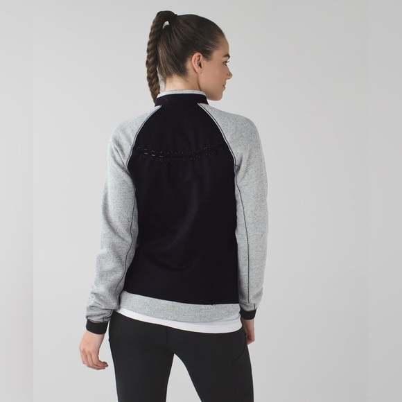 Lululemon Var-City Bomber Black / Heathered Black W4G45S Retail $128 Size 8-10 - Picture 2 of 6